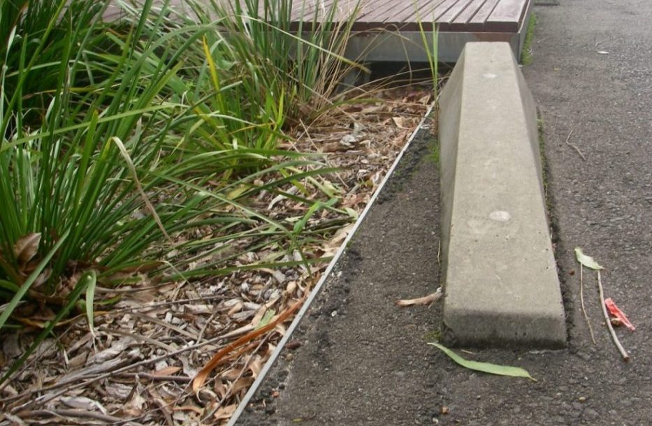 WQ Outlet to Vegetation